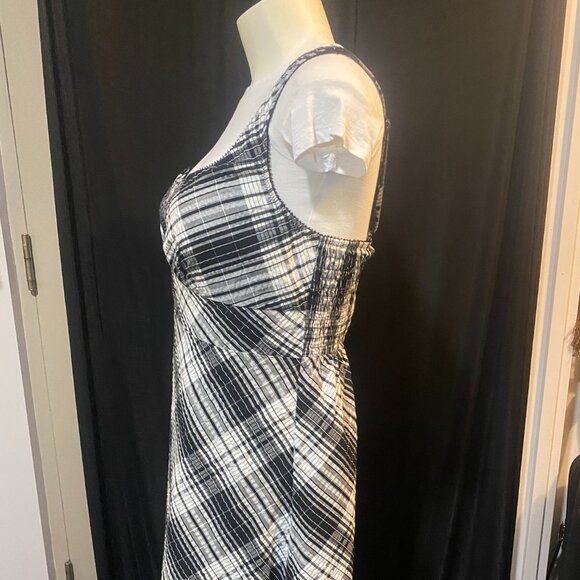 🍄64-I Love Your Checkered Past 🖤🤍 - Picture 4 of 9